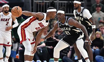 Τα highlights από την σπουδαία νίκη των Μπακς κόντρα στους Χιτ