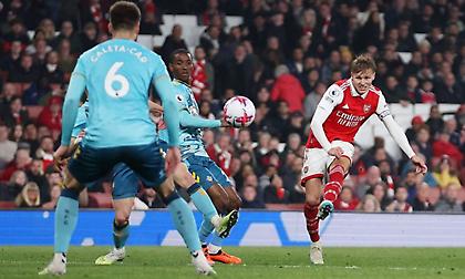 Είχε... Άγιο, αλλά δεν γλίτωσε την «γκέλα» η Άρσεναλ!