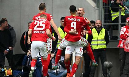 Η Μάιντς τούμπαρε την αποκαρδιωτική Μπάγερν και έβαλε... φωτιά στην κορυφή της Bundesliga!