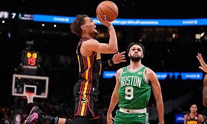 Έμειναν ζωντανοί οι Χοκς κόντρα στους Σέλτικς με μπροστάρη Γιανγκ