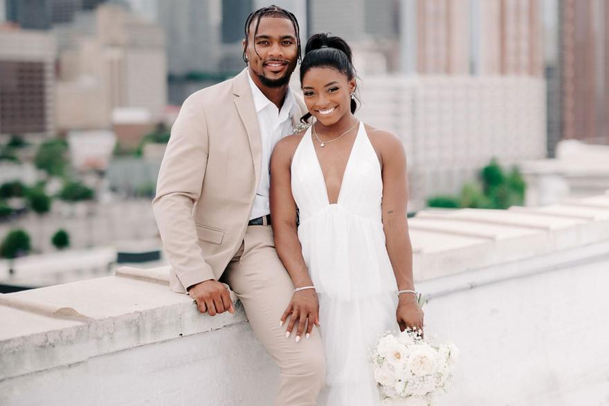 Παντρεύτηκε με παίκτη του NFL η Σιμόν Μπάιλς