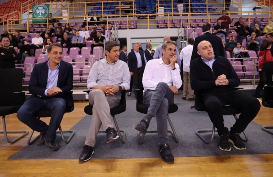 Στα Αοράκια για το Πανελλήνιο Νεανίδων ο Μητσοτάκης (pics)