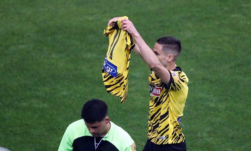 Συγκινημένος ο Αραούχο για την αφιέρωση του Γκατσίνοβιτς!