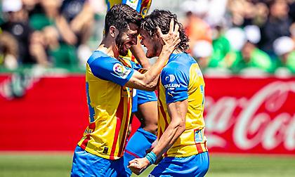 Πέρασε από το Έλτσε και πήρε «ανάσα» η Βαλένθια