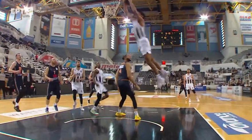 ΠΑΟΚ-Προμηθέας: Το κάρφωμα του Ρένφρο