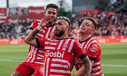 Η Τζιρόνα διέλυσε με μυθικό Καστεγιάνος τη θλιβερή Ρεάλ και… παρέδωσε τον τίτλο στην Μπαρτσελόνα!