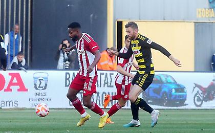 Άρης-Ολυμπιακός 2-1