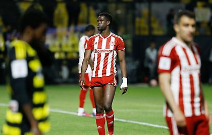 Όχι δύο, αλλά πέντε γκολ δώρα έδωσαν οι παίκτες του Ολυμπιακού χθες στον Άρη!