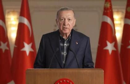 Νέο θρίλερ με Ερντογάν: Ολιγόωρη αναβολή για on line εμφάνισή του