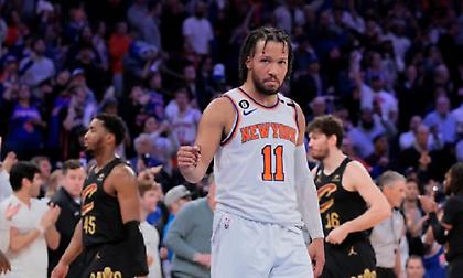 Πρόκριση για Νικς, ζωντανοί οι Γκρίζλις