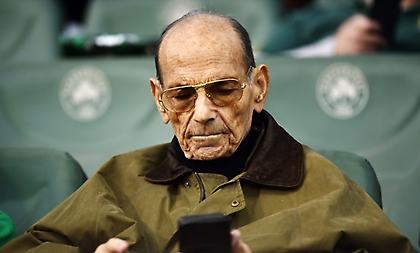 Ντοκιμαντέρ: Ο Αντώνης Αντωνιάδης στο απίθανο μουσείο του με όλη την ιστορία του Παναθηναϊκού