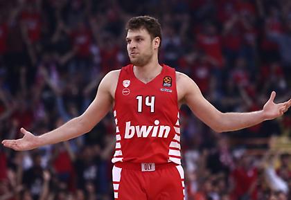 Τα ριμπάουντ, τα λάθη και η έλλειψη καθαρού μυαλού στο φινάλε πλήγωσαν τον Ολυμπιακό