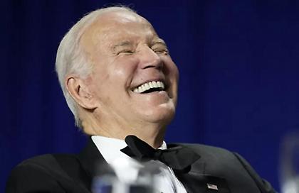 Το χιούμορ του Μπάιντεν για την ηλικία του: Μπροστά στον Μέρντοχ μοιάζω με τον... Χάρι Στάιλς