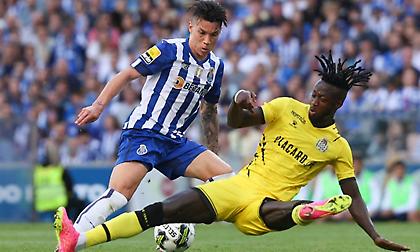 «Λύγισε» την Μποαβίστα και έμεινε ζωντανή για τον τίτλο η Πόρτο