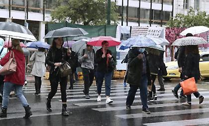 Άστατος ο καιρός και την Τρίτη, επιδείνωση την Τετάρτη - Σε ποιες περιοχές θα έκδηλωθούν καταιγίδες