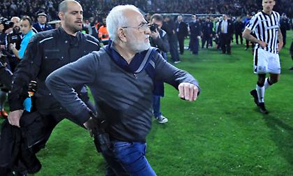 Κομίνης: «Δεν ήθελε να δημιουργήσει ένταση ο Σαββίδης» - Δημητριάδης: «Δεν είδα το όπλο»