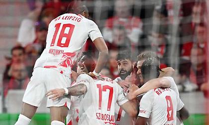 Ο… δαιμονισμένος Όλμο έστειλε στον τελικό τη Λειψία με πεντάρα επί της Φράιμπουργκ