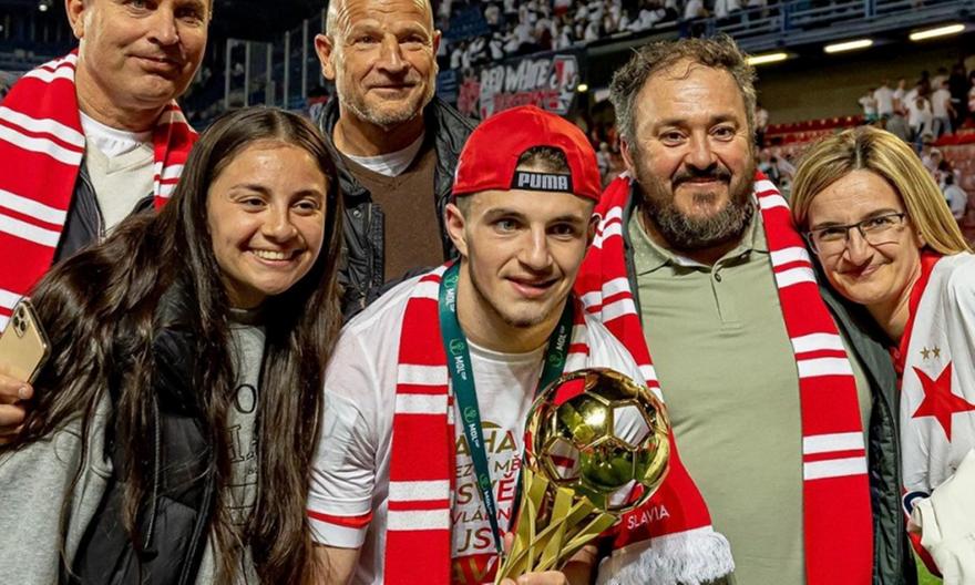 Χρήστος Ζαφείρης: Κυπελλούχος Τσεχίας με τη Σλάβια Πράγας