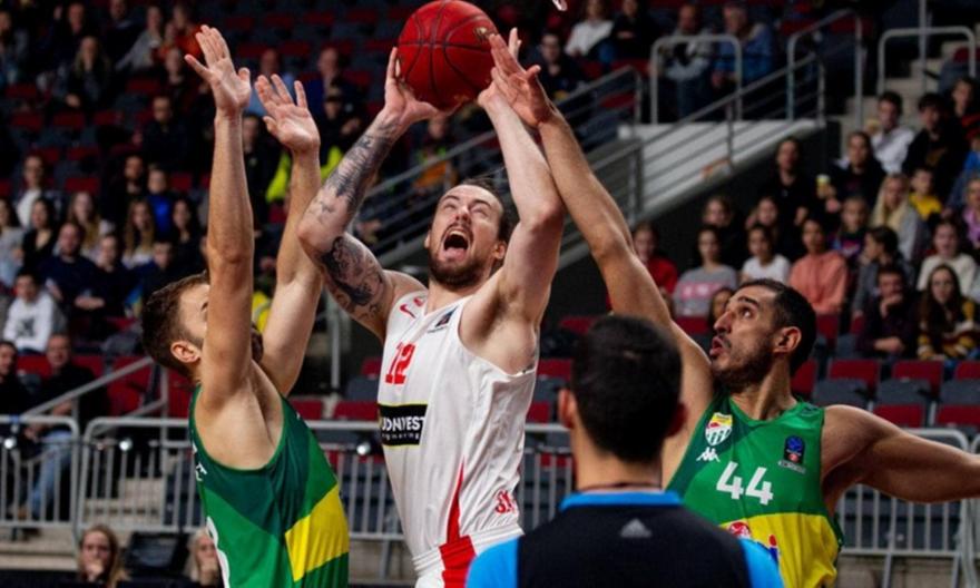 Προμετέι: Ανανέωσε ο Μπάλβιν