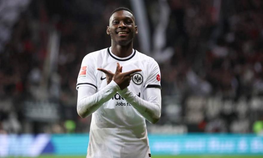 Μπάγερν: Δίνει 60 εκατ. ευρώ για Κολό Μουανί