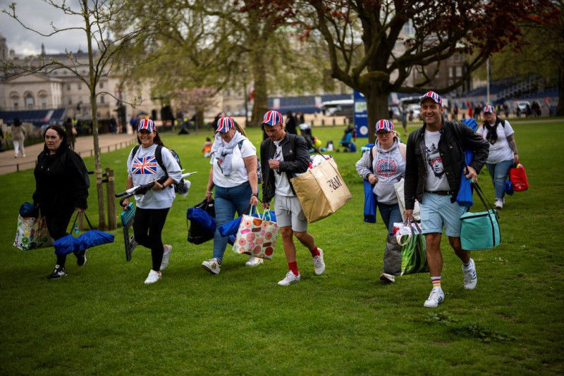 Σήμερα η ιστορική τελετή στέψης του Κάρολου