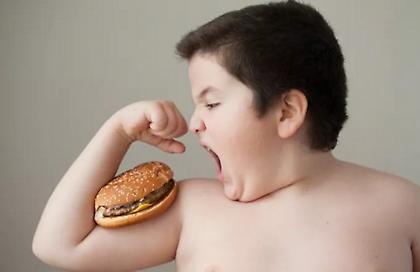 Παγκόσμια πρωταθλήτρια η Ελλάδα στην παχυσαρκία – Η νέα γενιά απειλείται!