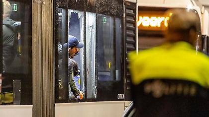 Υπό κράτηση 154 οπαδοί της Άλκμααρ για ρατσιστικά συνθήματα στο Μετρό