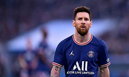 Δεν αποσύρει την πρόταση ανανέωσης στον Μέσι η Παρί
