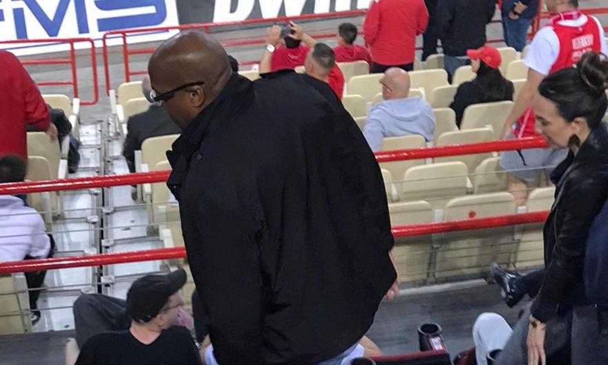 Ολυμπιακός: Στο ΣΕΦ ο προπονητής των Κινγκς, Μάικ Μπράουν!