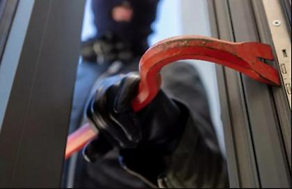 Ζευγάρι ακινητοποίησε διαρρήκτη που μπήκε στο σπίτι του στη Θεσσαλονίκη