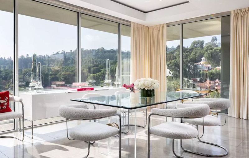 Ozzy-Sharon Osbourne: Δίνουν 4,8 εκατ. δολάρια το σπίτι του