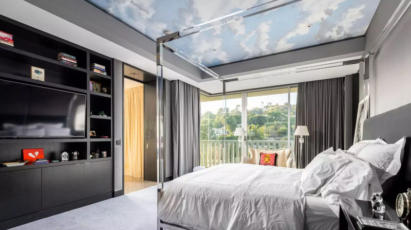 Ozzy-Sharon Osbourne: Δίνουν 4,8 εκατ. δολάρια το σπίτι του