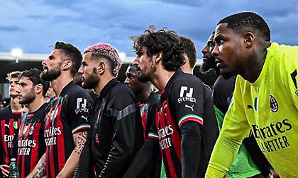 Κράξιμο από τους οργανωμένους της Μίλαν σε παίκτες και Πιόλι!