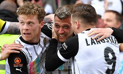 Ήταν δίκαιο & έγινε πράξη: Πήρε την άνοδο στα πέναλτι και ακολούθησε τη Ρέξαμ η Νοτς Κάουντι!