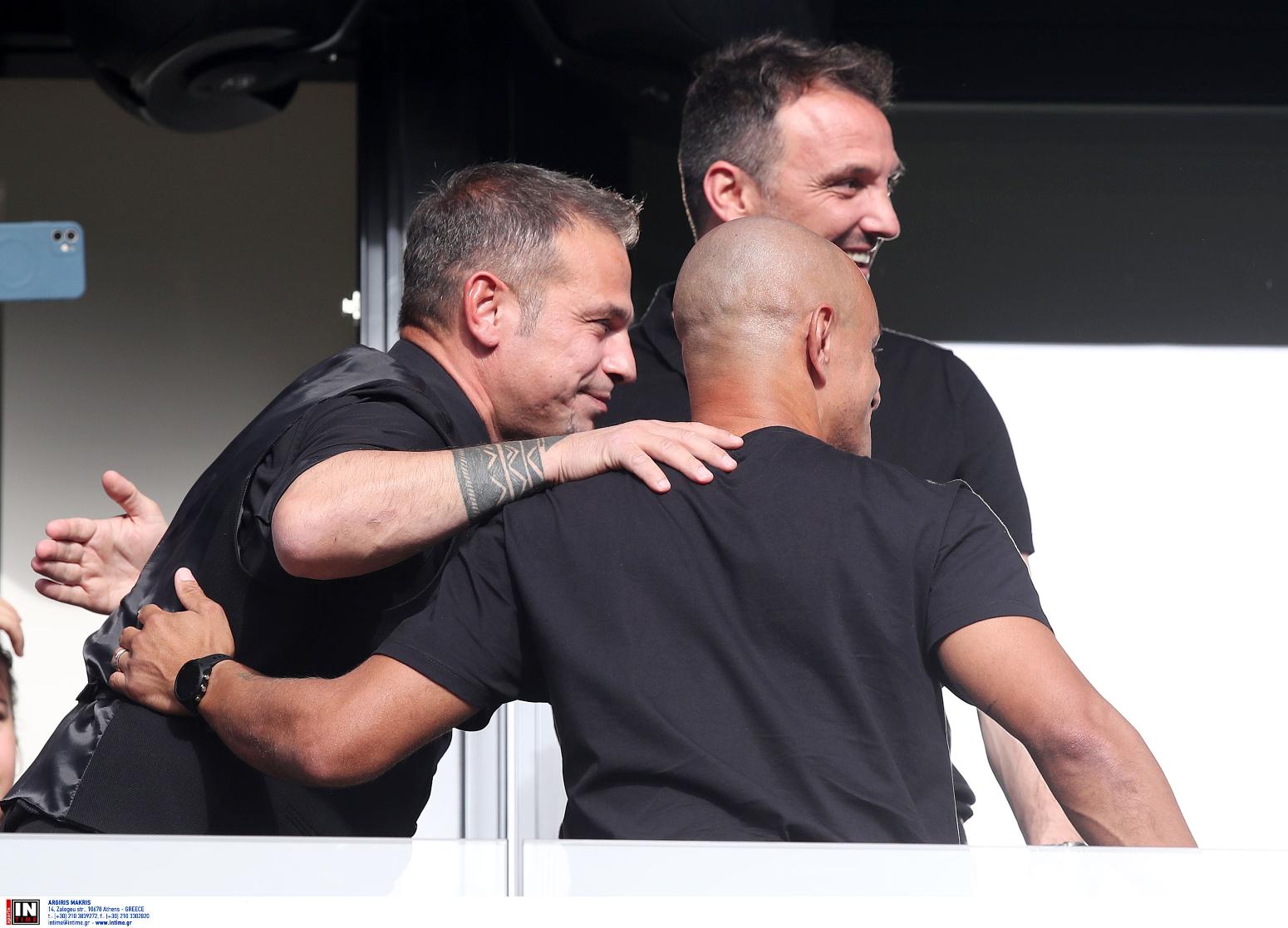 ΑΕΚ: Φωτογραφίες του Ντέμη με Μαντούκα, Μπλάνκο και Σέζαρ