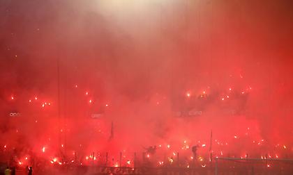 «Κάηκε» η OPAP Arena στην είσοδο της ΑΕΚ: Απίθανο βίντεο από την εξέδρα!