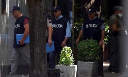 Αλβανία: Ελληνίδα καταγγέλλει ότι πιέστηκε να παραδεχθεί χρηματισμό από τον Μπελέρη