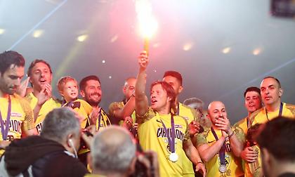 Τσακίρης: «Ανεπανάληπτο αυτό που πέτυχε η ΑΕΚ - Δεν γινόταν να μην το σηκώσει αυτή η παρέα»