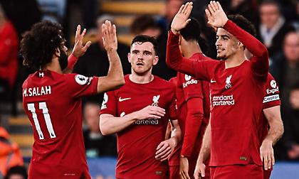 Νίκη με άρωμα… τετράδας η Λίβερπουλ, έσπρωξε στον γκρεμό τη Λέστερ!