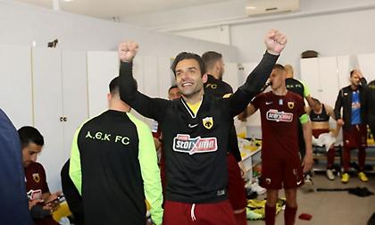 Τζαβέλλας: «Ευλογημένος για αυτές τις στιγμές - Αφιερώνω το πρωτάθλημα στη Μυρτώ»