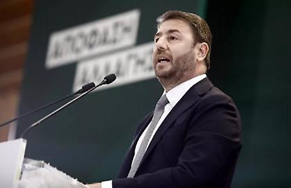 «Πόρτα» Ανδρουλάκη σε «κυβέρνηση ειδικού σκοπού» με τον Αλέξη Τσίπρα