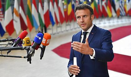 «Αχαρακτήριστη επίθεση»: Ο Μακρόν καταγγέλλει τον ξυλοδαρμό ανιψιού της συζύγου του Μπριζίτ