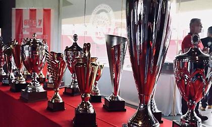 Έγραψε ιστορία κατακτώντας τον 300ό τίτλο του στα ομαδικά αθλήματα ο Ολυμπιακός!