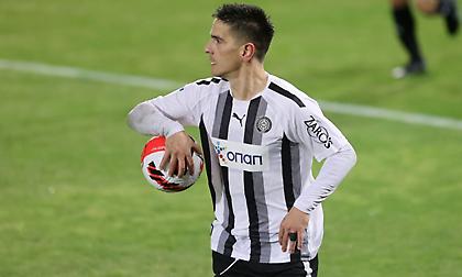 Συνεχίζει στον ΟΦΗ ο Νέιρα