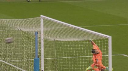 Μεγάλη επέμβαση του Έντερσον στο φάουλ του Αλάμπα