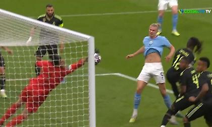 Η απόκρουση της χρονιάς από τον Κουρτουά σε κεφαλιά του Χάαλαντ!