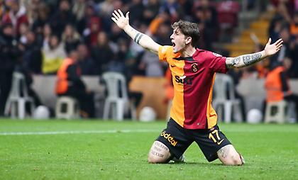 Αποβλήθηκε και πήγε να... γκρεμίσει τη φυσούνα ο Τζανιόλο!