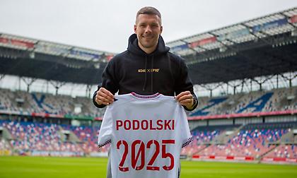 Aνανέωσε για δύο χρόνια και κλείνει την καριέρα του στην Γκόρνικ Ζάμπρε ο Ποντόλσκι