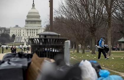 Όλο και πιο κοντά στη χρεοκοπία οι ΗΠΑ: Δεν τα βρίσκουν για την αύξηση του ορίου του χρέους