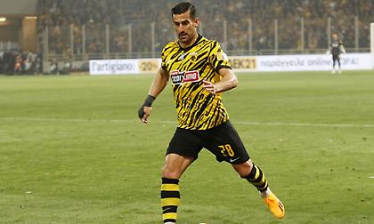 Χατζισαφί: «Όλοι οι παίκτες αγαπούν τον Αλμέιδα, να φτάσουμε στο νταμπλ μετά από 45 χρόνια»